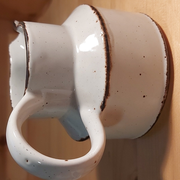 MIDWINTER Stonehenge pitcher - Picture 6 of 9